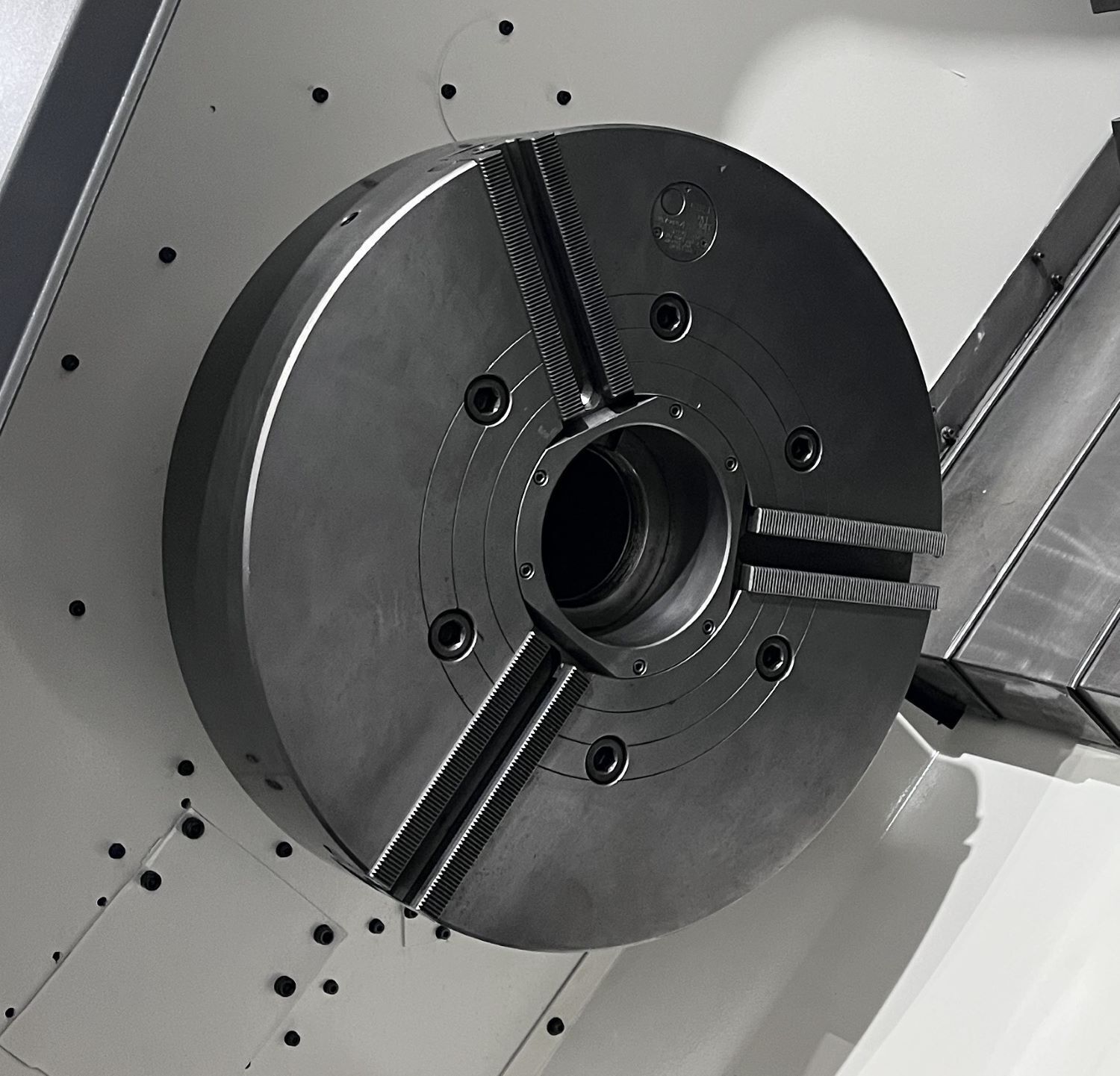 Hwacheon #Hi-Tech-700, CNC turning center, 35.4" swing, 24" chuck, 3-jaw, 4.9" bar, 80" centers, 27.56" dia. - Image 9