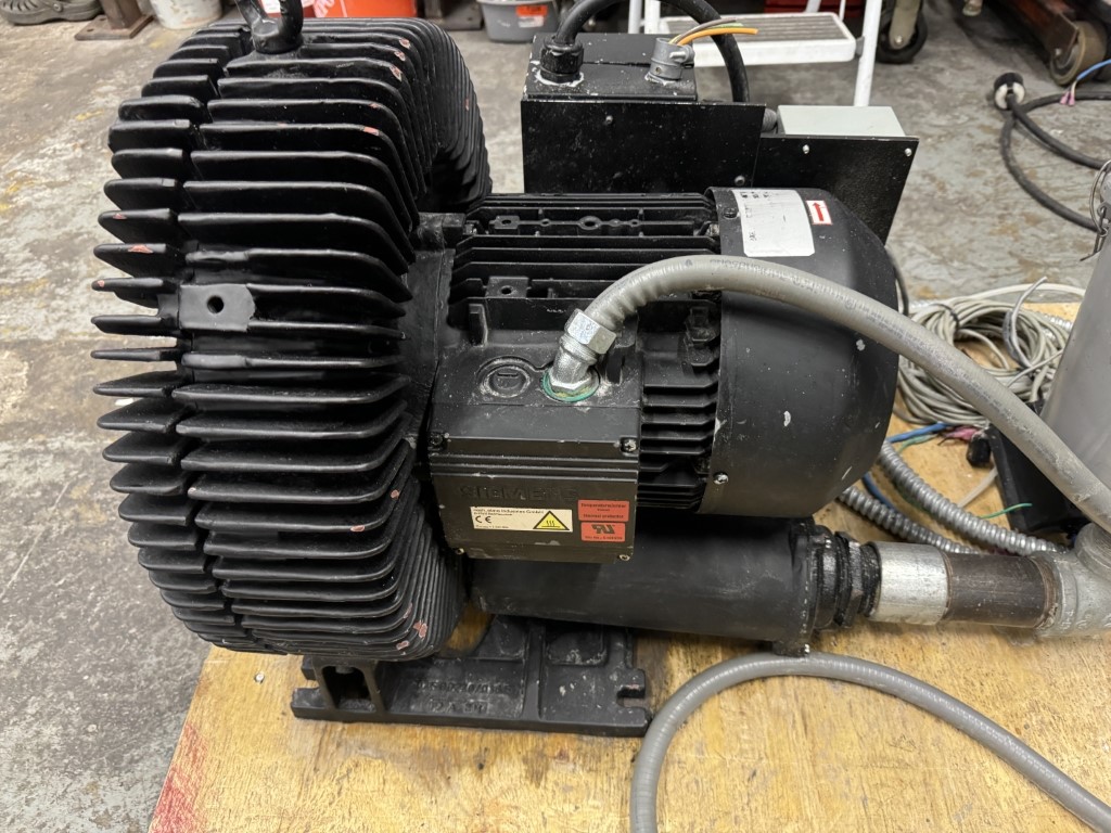 135 CFM, Conair #RG1-11, vacuum pump, 11.5 HP, single stage regenerative pump, 2.5" line - Image 5