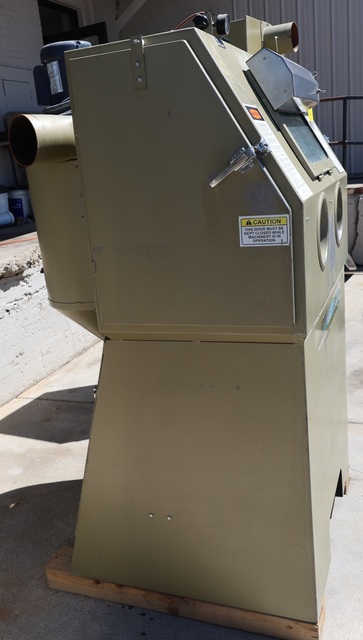 Clemco #BNP55-60CR &DF, blast cabinet, 2009 - Image 3