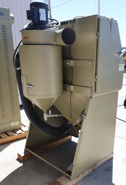 Clemco #BNP55-60CR &DF, blast cabinet, 2009 - Image 4