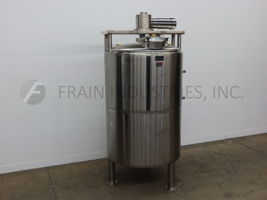 1056 gallon Lee #4000U75, 316 Stainless Steel jacketed & insulated process tank, 100 psi, 66" dia. x 94-1/2" - Image 5