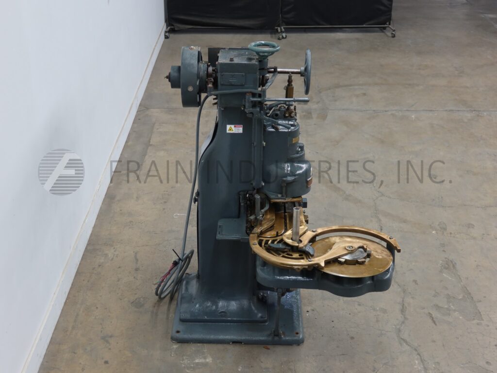 American Can Company, Canco #08, heavy duty, automatic, single head, atmospheric can seamer, 10-40 cans per - Image 4