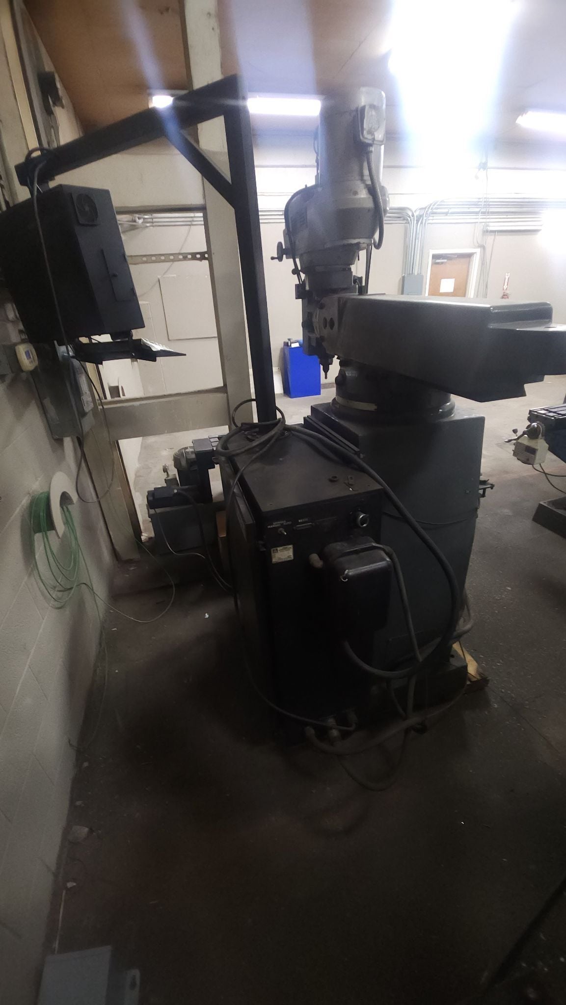 Acra #Plus-Mills, 3-Axis vertical mill, 10" x54" table, 3 HP, motorized table adj, 35" X, 16.3" Y, 5" Z - Image 4