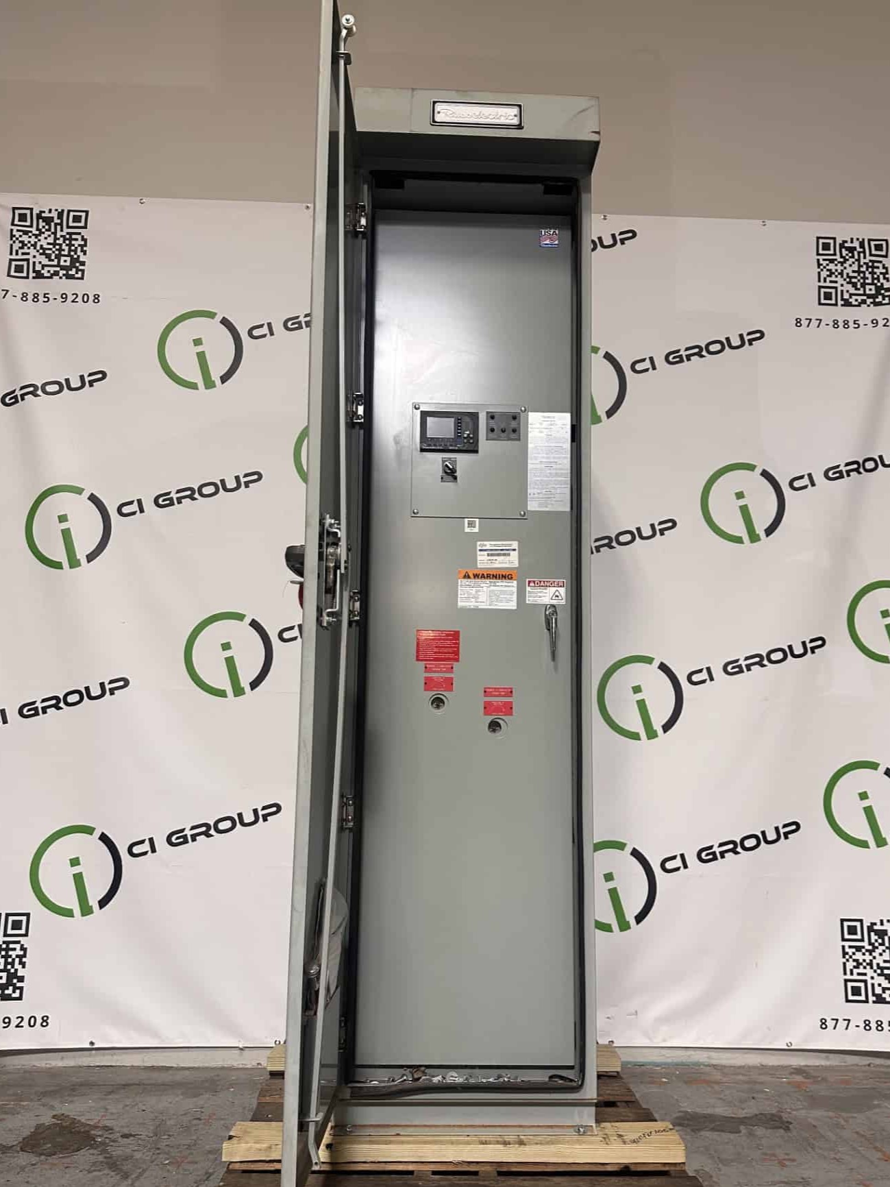 400 Amp. Russelectric RTS03, automatic transfer switch, Nema 3R, 120/208 Volts, 2018 - Image 1