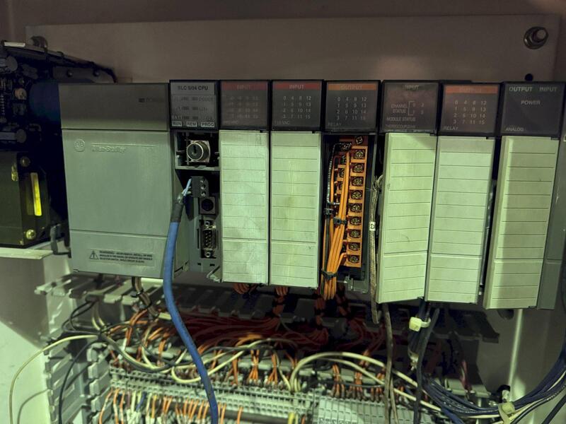 Hall, hydraulic unit with PLC - Image 4