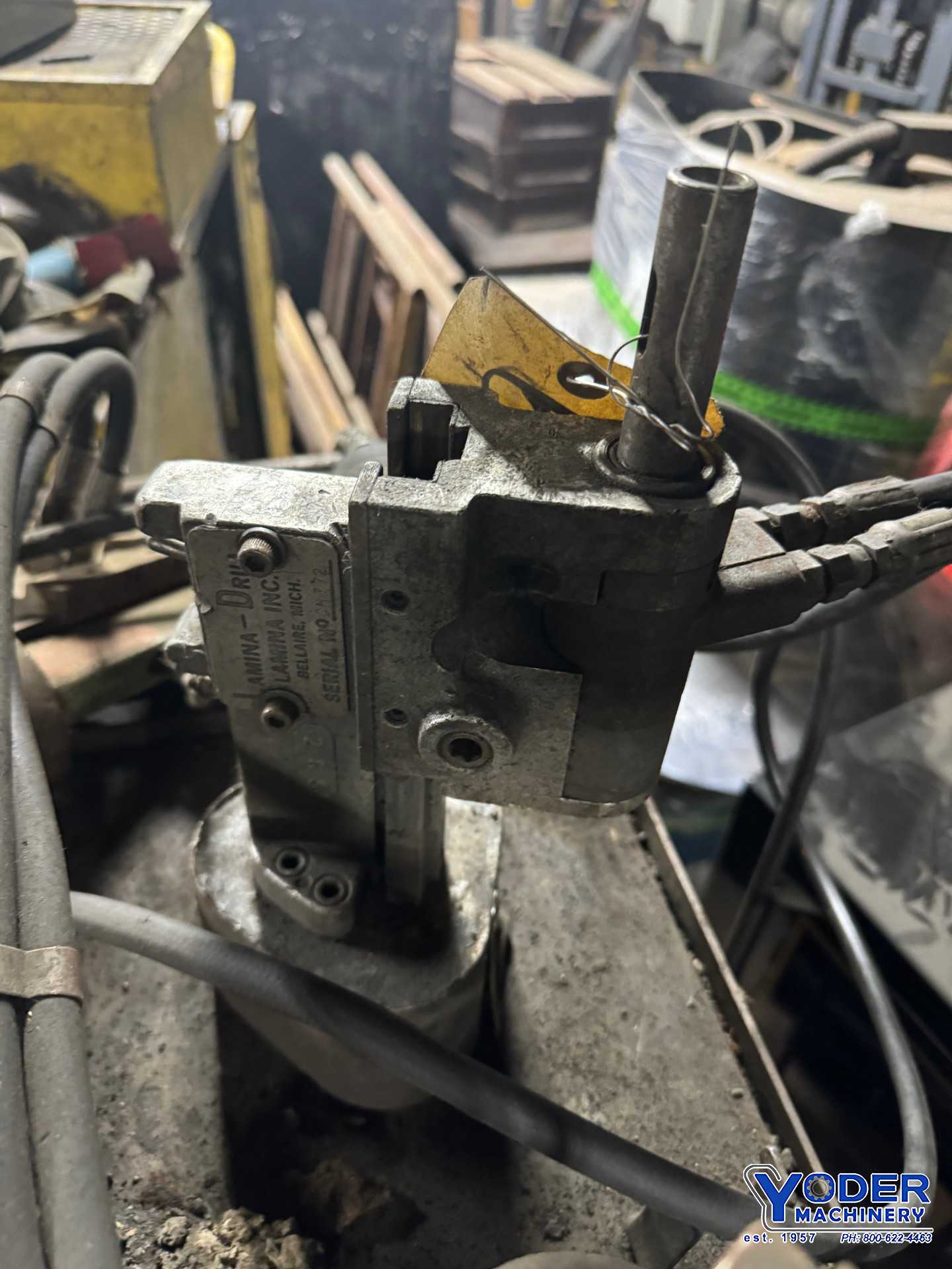 1" Lamina #1MT, magnetic drill, 2-1/2" stroke, #1MT taper, magnetic base, serial #CH172 - Image 4