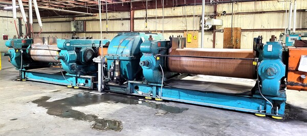 26" x 26" x 84" Stewart Bolling 2-roll twin rubber mixing mill, 2-drilled front rolls - Image 9