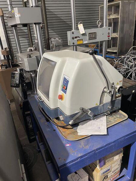 10" Buehler #AbrasiMet-250 Mdl 10-10106-260 manual abrasive cutter, 10" wheel capacity, 1.25" wheel arbor - Image 1