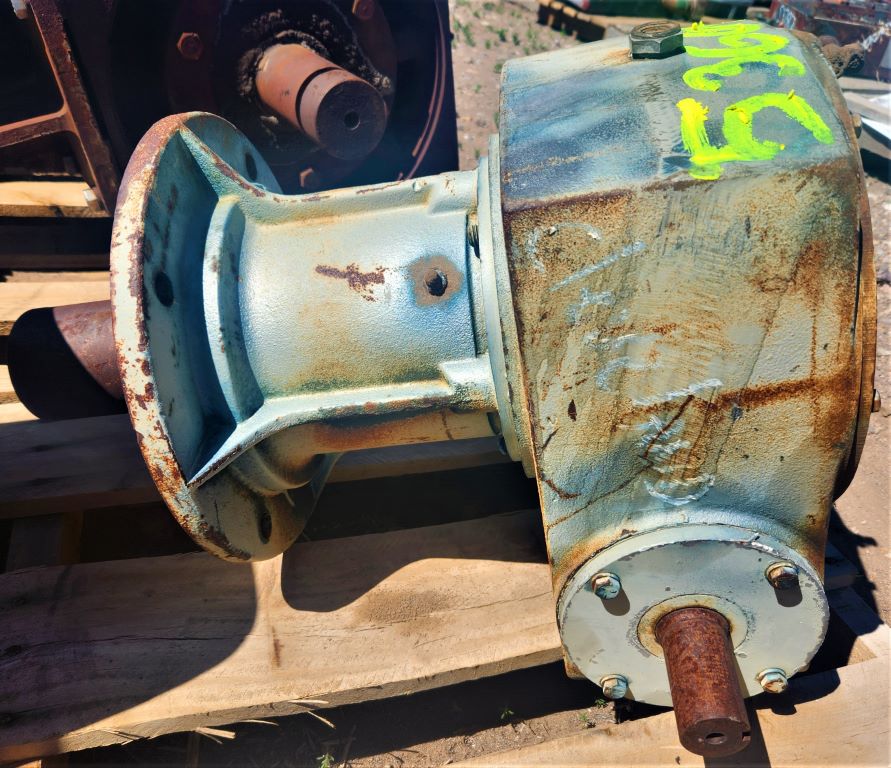 Cleveland #AL-5, Worm Gearbox, 24.5:1 Ratio - Image 1