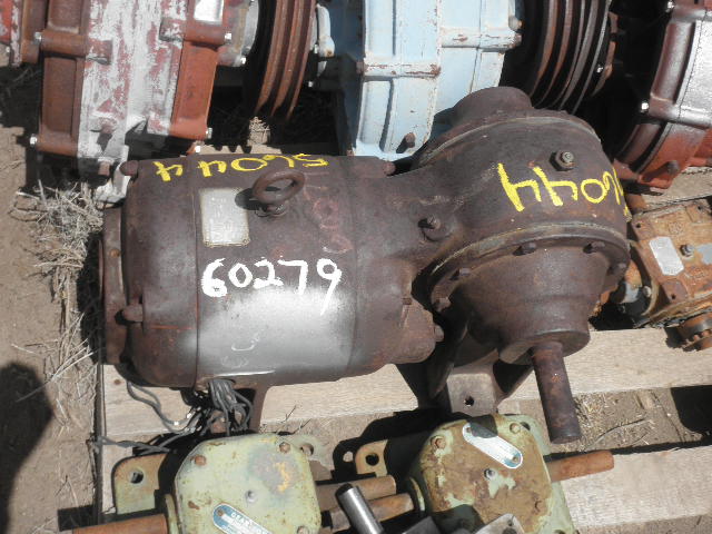 1.5 HP @ 1140/38 RPM, Standard Conveyor #102x75, Worm Gearbox, Frame 224, 30:1 Ratio, 3 phase, 4.8/2.4 Amps - Image 1
