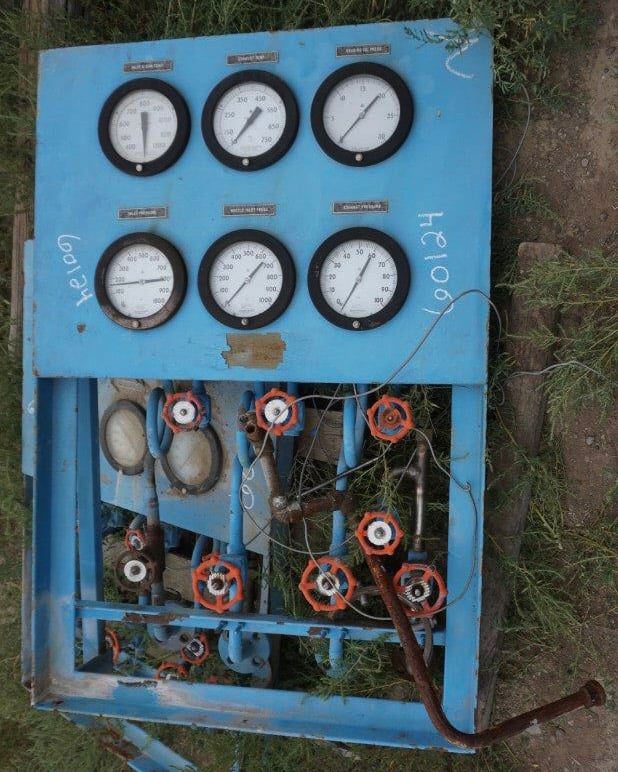 Crane, Control Valve Panel, 1975 psi, 54" L x 36" width x 3" H - Image 1