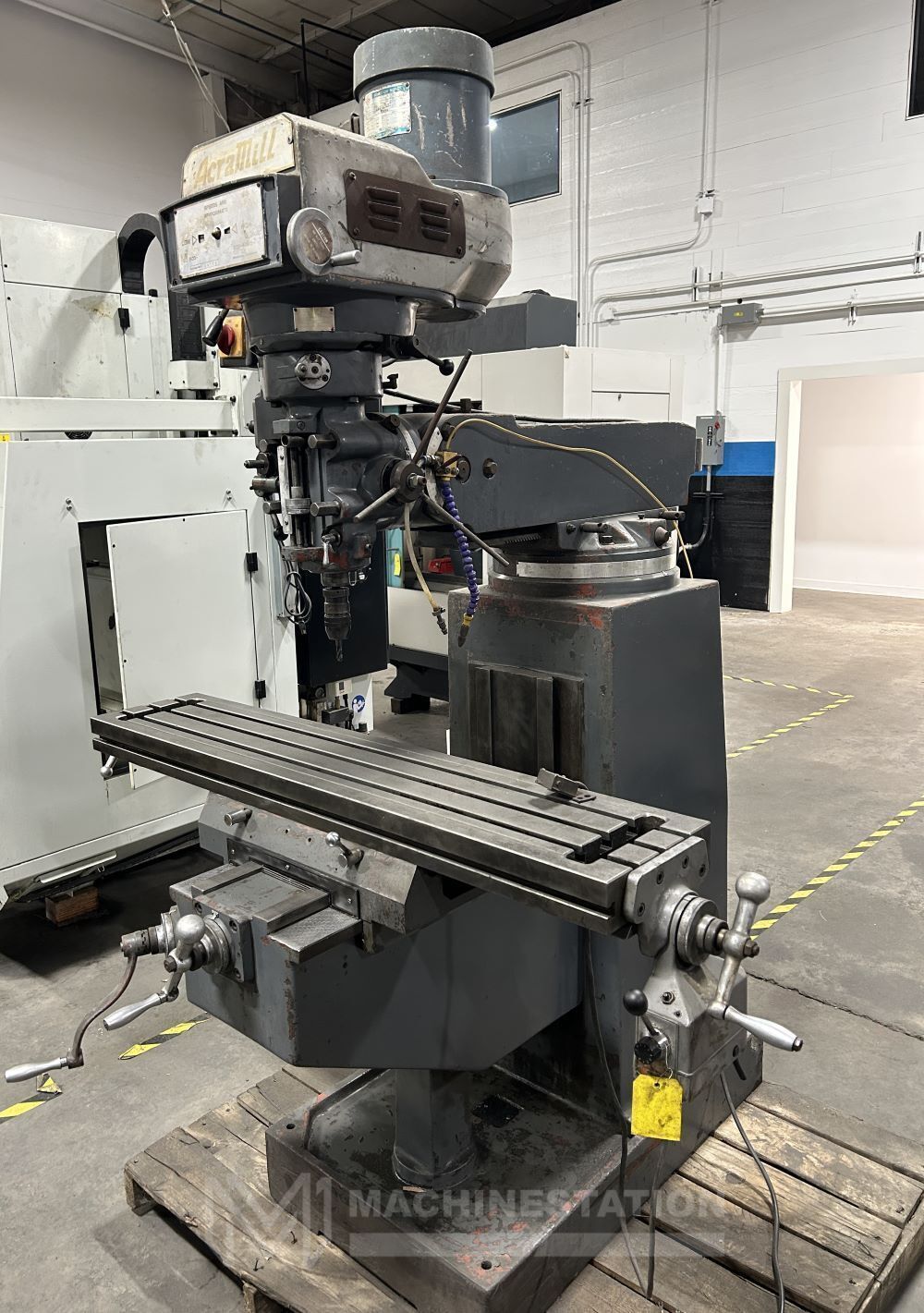 Acra #2V, variable speed vertical mill, 9" x49" tbl., 2 HP, 35.5" X, 12.5" Y, 16" Z, R-8, 60-4200 RPM - Image 2