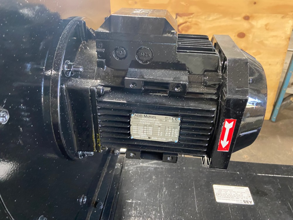 409 HP 1736/4000 RPM ABB, Frame 250L.5, Asynchronous Motor, 460 Volts, new surplus - Image 4