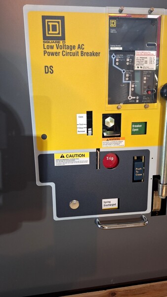 4000 Amps, Square D, DS840-EO, low voltage AC power circuit breaker, unused, new old stock - Image 3