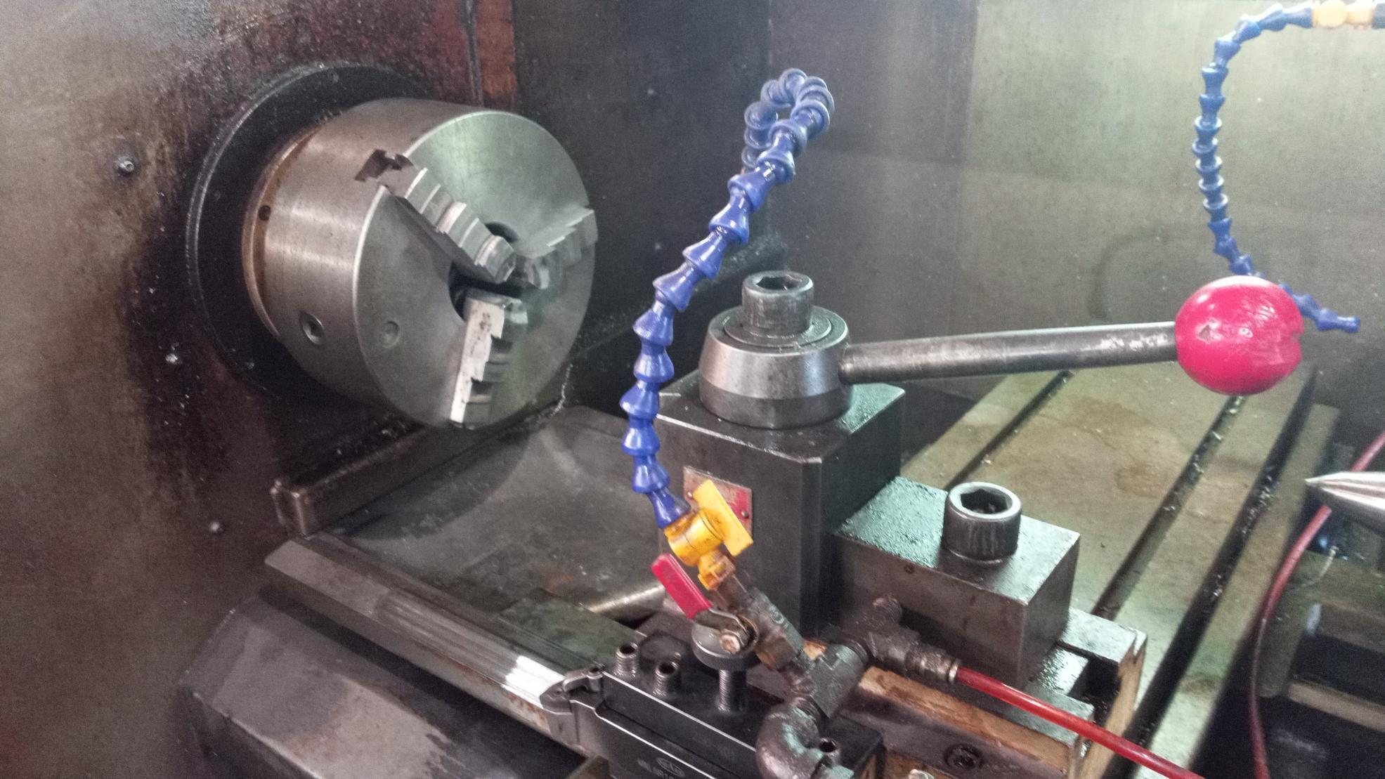Southwestern Industries #Trak-TRL-1840CSS, lathe, 18.5" swing, 10" chuck, 3-jaw, 40.2" centers, 50-2500 RPM - Image 4