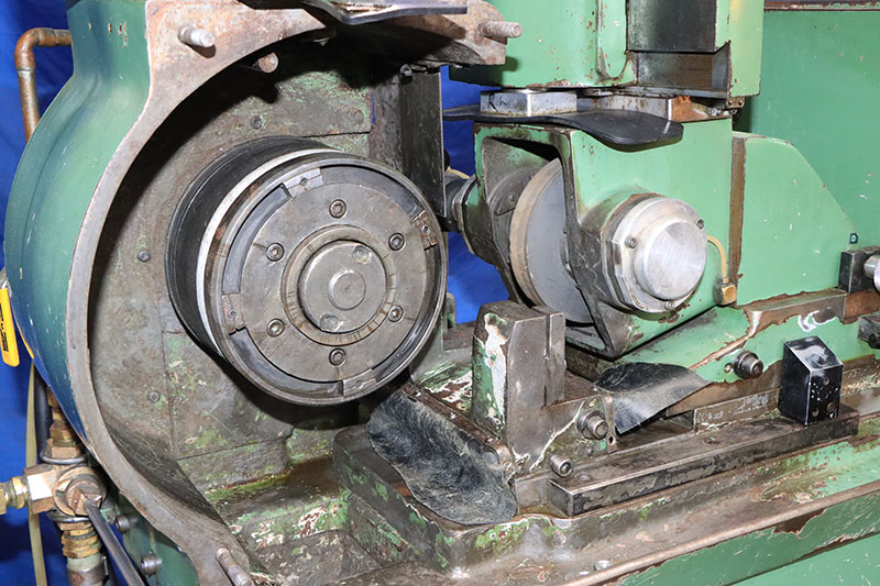 Royal Master No. TG12X3, centerless grinder, 12" x 3.5" wheel, 1.5" diameter Capacity, 7.5 HP motor - Image 5