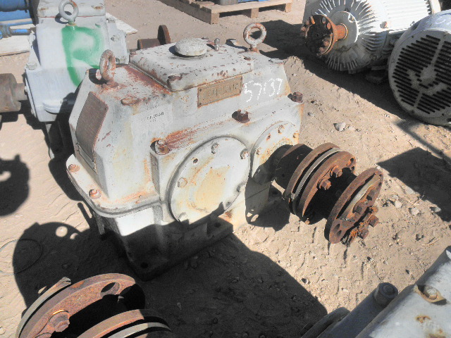 110 HP @ 1765 RPM, Lufkin #S106CH, Parallel Shaft Gearbox, 300 RPM output, 5.88:1 Ratio, 2.8 service factor - Image 2