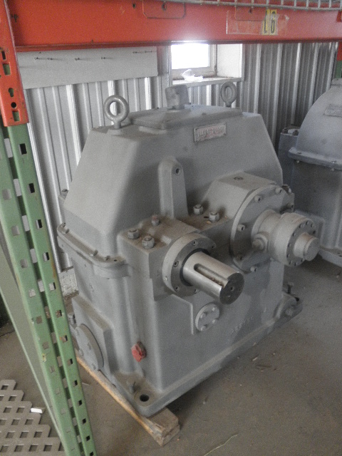 2300 HP @ 1200 RPM, Lufkin #NM1402C, Parallel Shaft Gearbox, 500 RPM output, 2.39 :1 Ratio, 1.3 service factor - Image 1