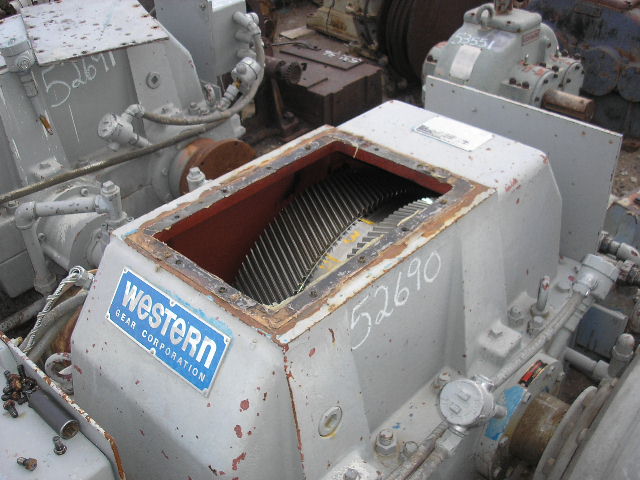3300 HP @ 900 RPM, Western #11611, Parallel Shaft Gearbox, 3573 RPM output, 3.97 :1 Ratio, 2.0 service factor - Image 9