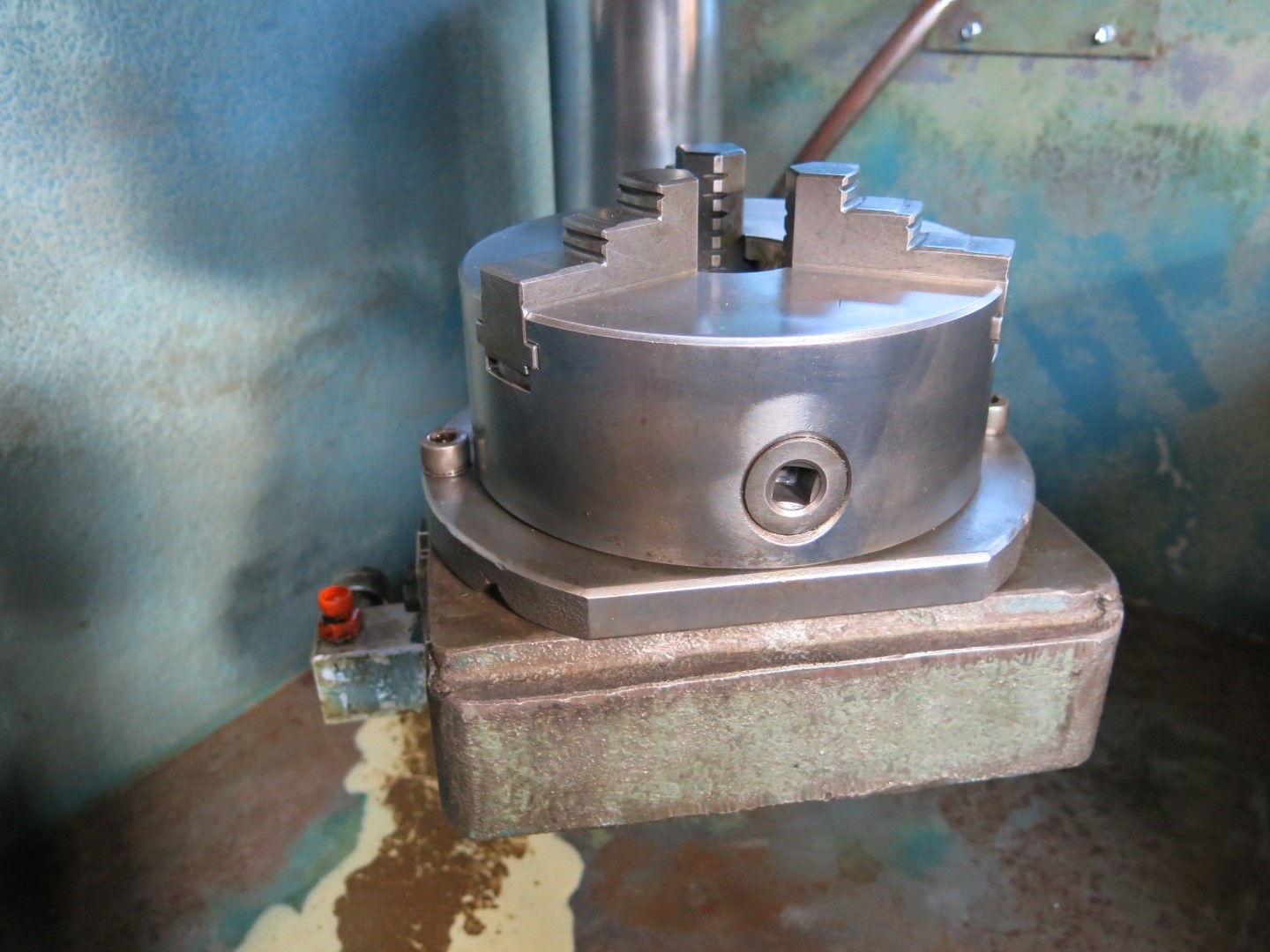 Amada #TEG-160E, Punch & Die Grinder, 6.5" chk, 1.5 HP 230/460 V., 7" wheel, 1.25" hole - Image 6