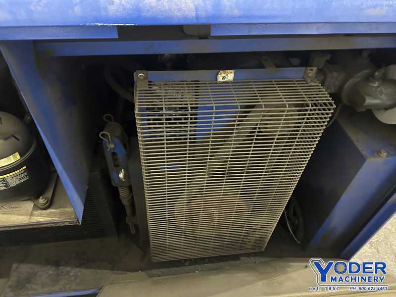 90/132 cfm, 100/175 psi, Quincy #QSB30, rotary screw air compressor, 30 HP, oil cooler, 2009 - Image 10