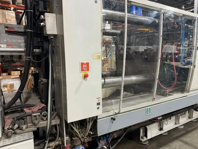 843 Ton, 135 oz., Engel #EUS7050/750K, horizontal injection molding machine, 2002 - Image 5