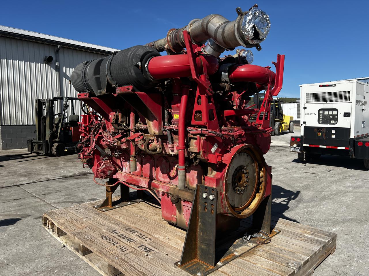 2250 HP Caterpillar #3512C, industrial frack engine, EPA Tier 3, sound attenuated enclosure 0, 2014 - Image 2