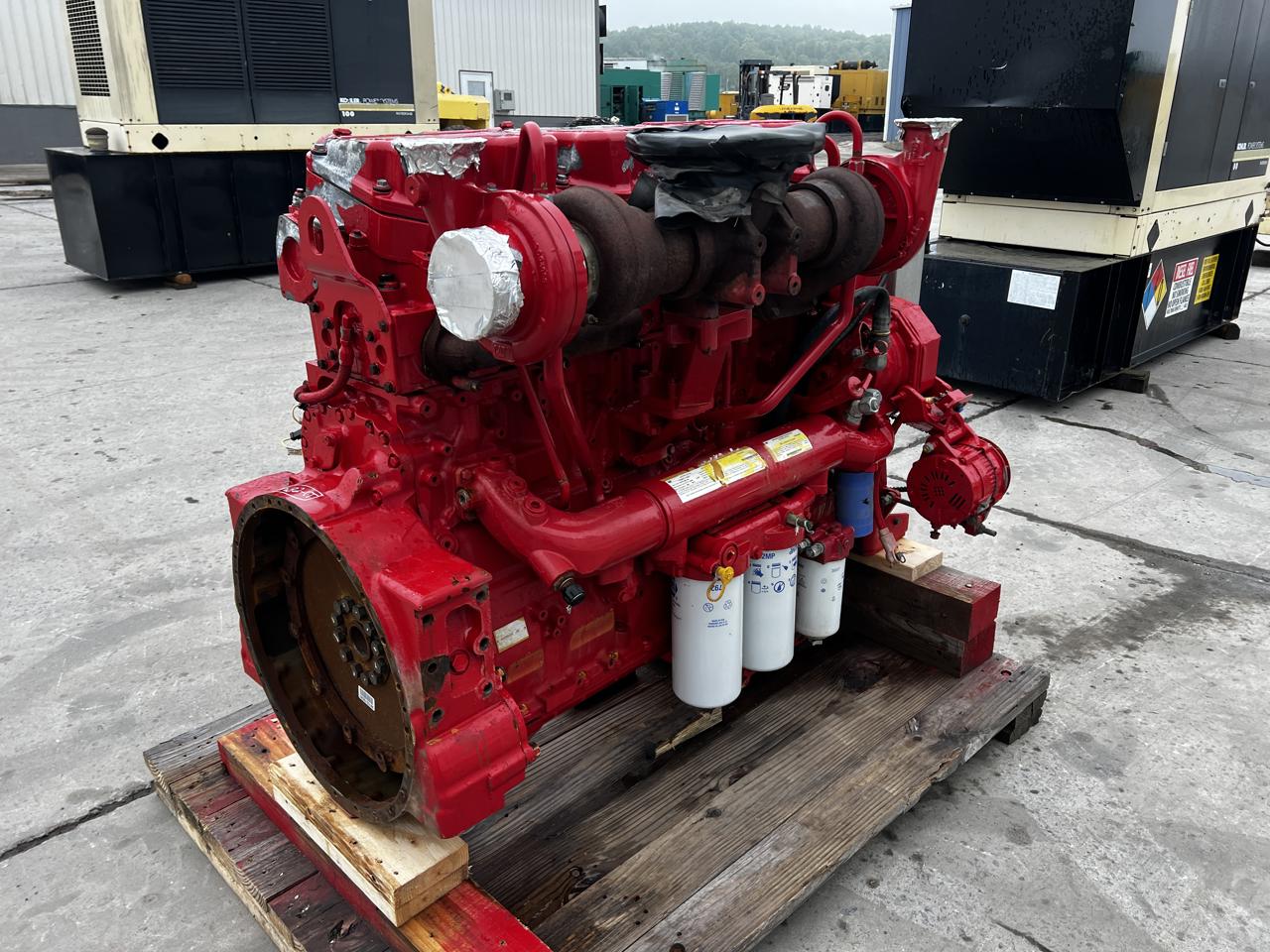 800 HP Caterpillar #C18, industrial engine, 2100 RPM, 3497 hours, EPA Tier 3, sound attenuated enclosure 1 - Image 5