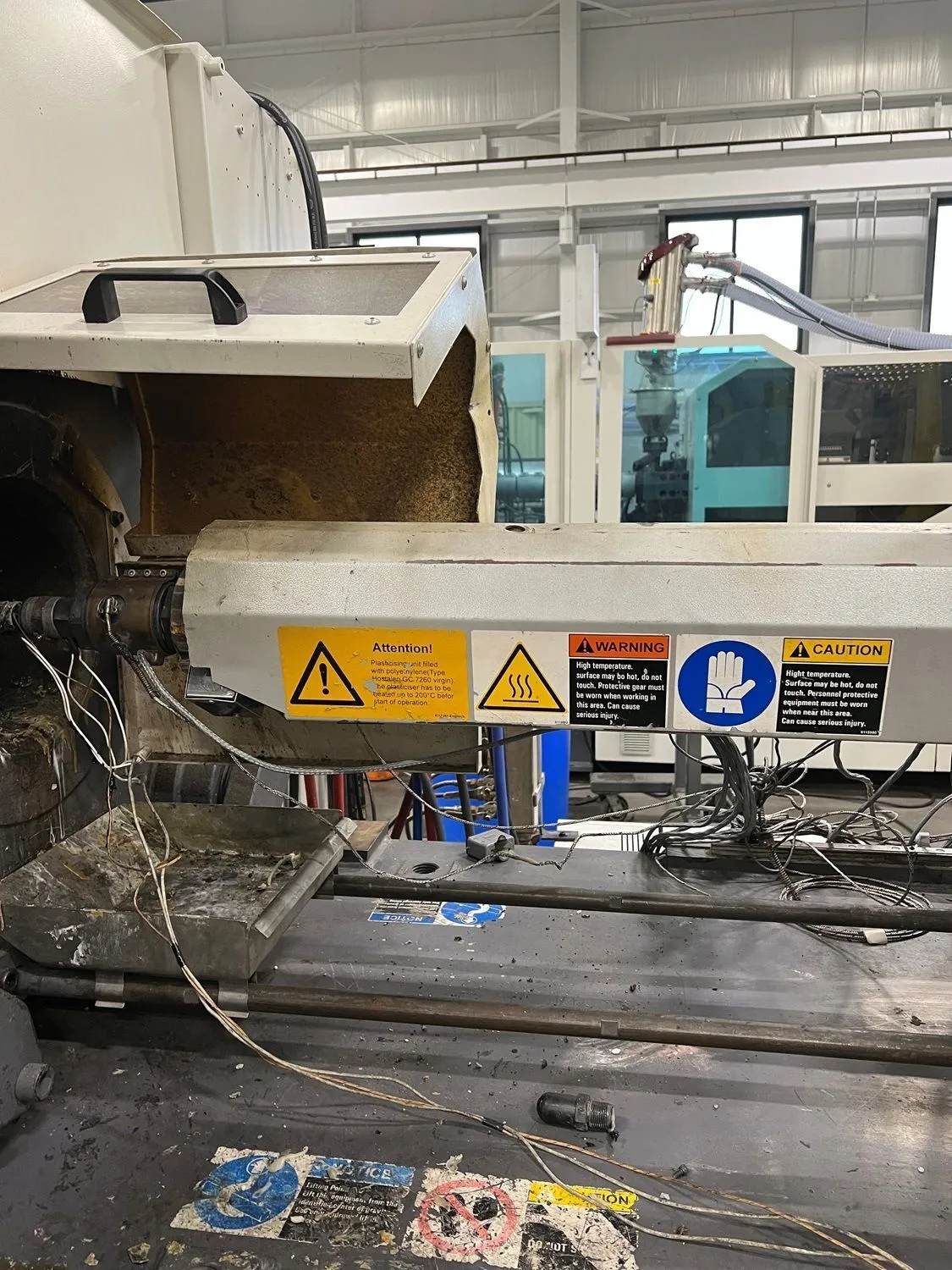 194 Ton, 6.4 oz., Krauss Maffei #KM180-380AX, horizontal injection molding machine, all electric, 2011 - Image 6