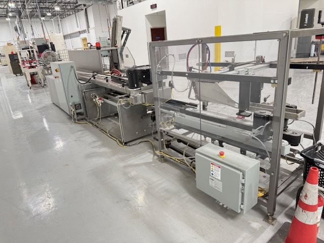 Combi #2EZHS ErgoPack, Up to 30 cases per minute, EZ Load walk-in 50" powered magazine, 2021 - Image 1
