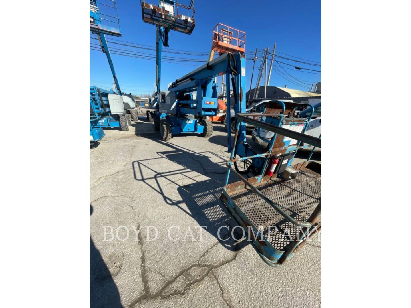 Genie Industries Z60/34 4WD G84, Articulated Boom Lift, 1483 hours, S/N: Z6014-14329, 2014 - Image 2