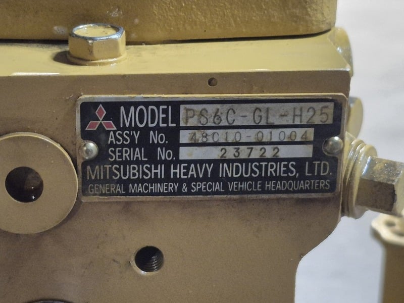 Hitachi H48C1001004, pump assembly, new surplus - Image 5