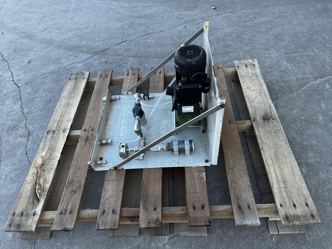 Miratech #VPN20U, DPF Pump, for Tier 4 Engine SCR Injection, 3 phase, 220/240 V - Image 2