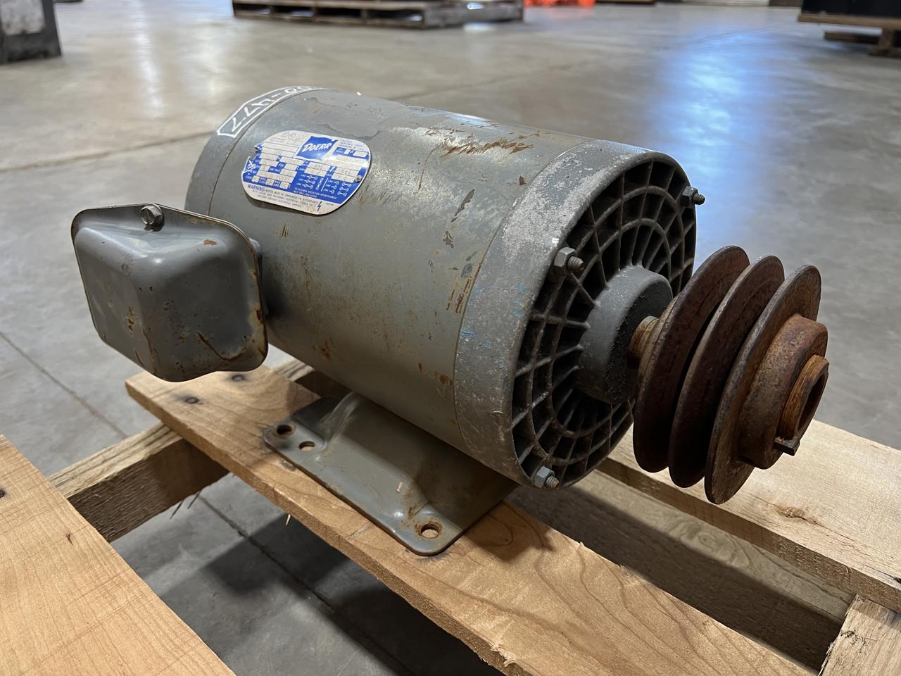 5 HP 1740 RPM Doerr LR-13758, Frame J184T, 3 phase, 14.4/7.2 Amps, 230/460 Volts - Image 3