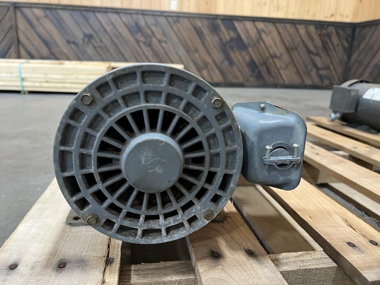 5 HP 1740 RPM Doerr LR-13758, Frame J184T, 3 phase, 14.4/7.2 Amps, 230/460 Volts - Image 6