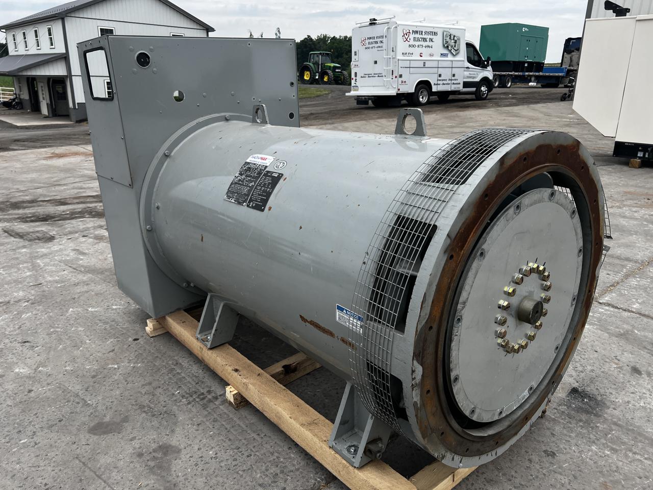 2200 KW, 1800 RPM, MTU #2000RXC6DT2, Generator End, sound attenuated enclosure 00, 3 phase, 4-wire, 2500 kVA - Image 6