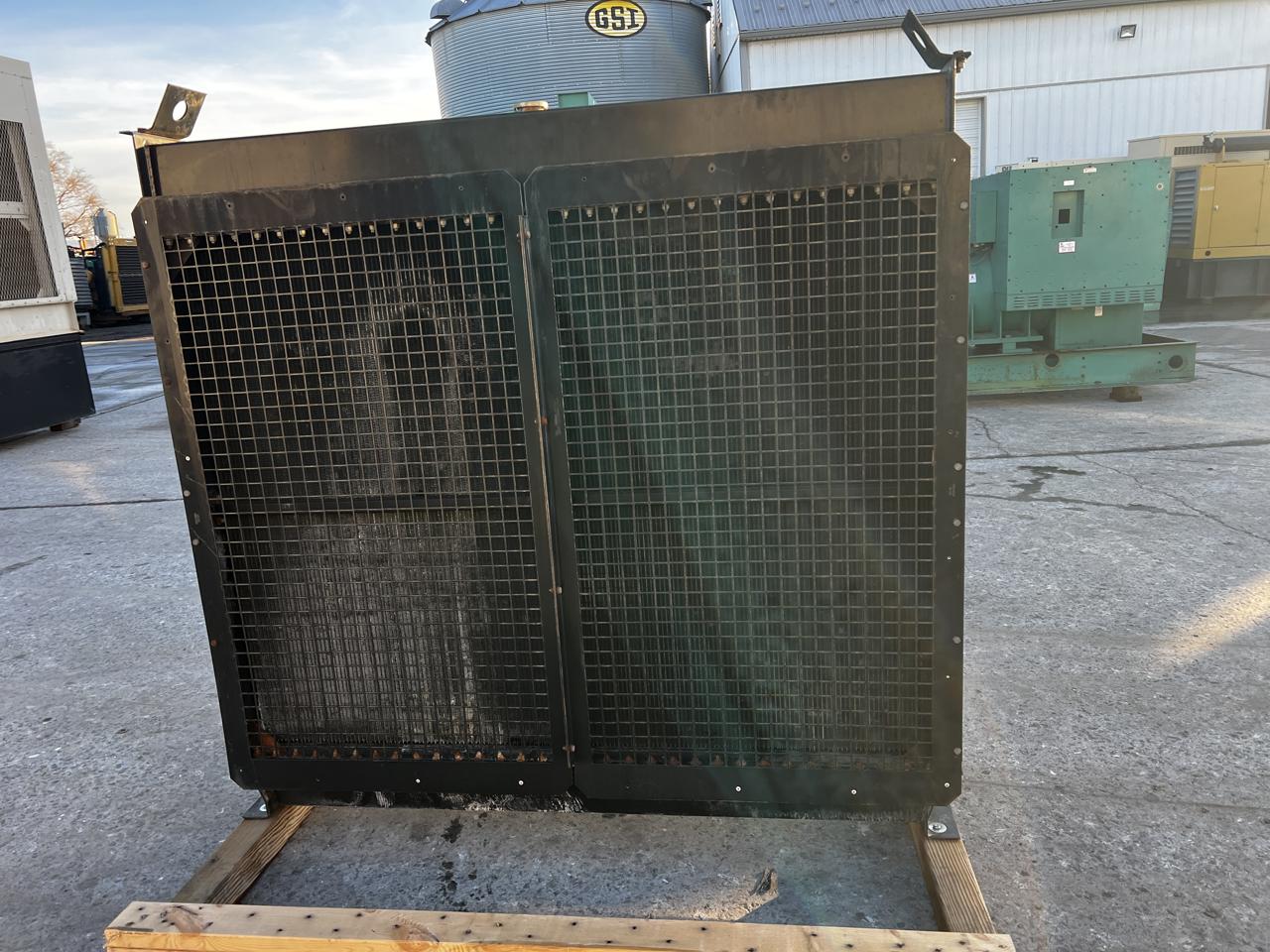 Radiator, fits 3412C Engine/Genset, cools up to 1000 HP, 2005 - Image 1
