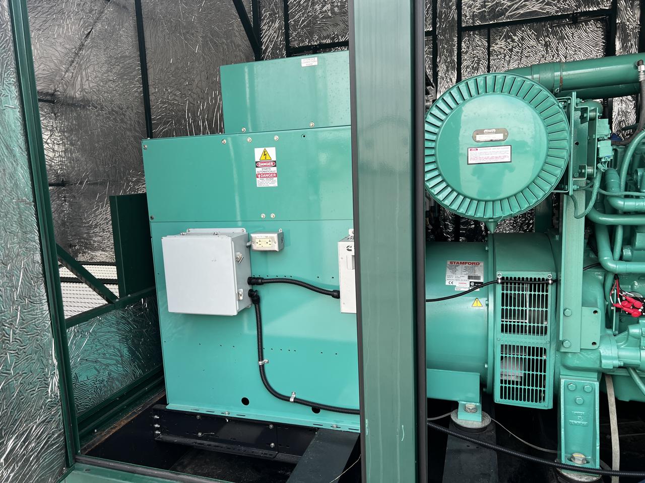 500 KW Cummins #GFGB, Natural gas generator set, 277/480 Volts, 114 hours, 770 HP @ 1800 RPM, GTA28 engine - Image 8