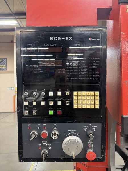 55 Ton, Amada #FBD5020, CNC press brake, NC9-EX CNC Control - Image 2
