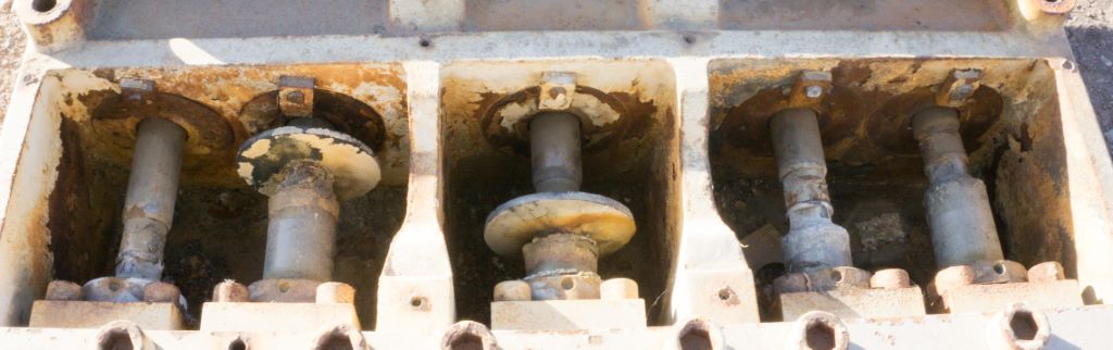 131 GPM @ 2310 psi, Union #QD-200, Quintuplex Production Pump, 4.25" stroke, 2.63" plungers, 4" suction, 2" - Image 6