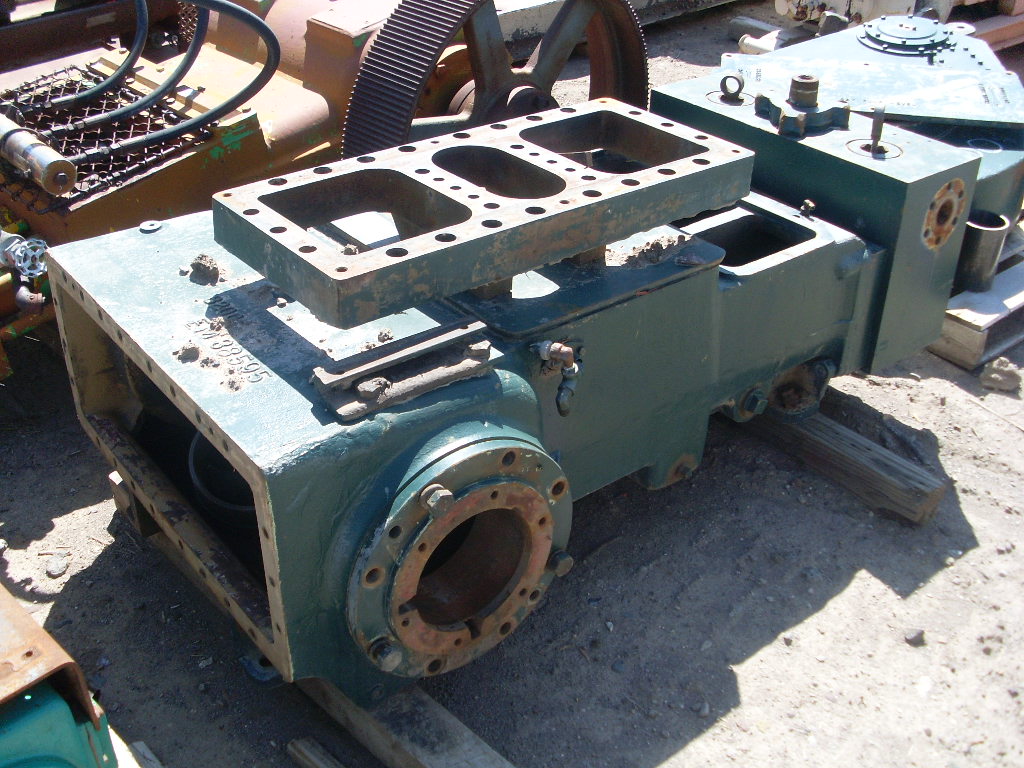 258 GPM @ 1205 psi, Bethlehem #B-200-L, Pump, disassembled power end, 23" centers, 3.25" plungers, 200 HP - Image 1