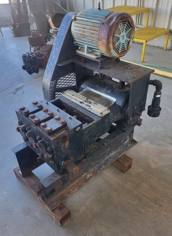 23 GPM @ 1385 psi, Gaso #3211, Triplex Pump, 2" stroke, 1.5" plungers, 2" suction, 1.5" discharge, 20 HP, 500 - Image 1