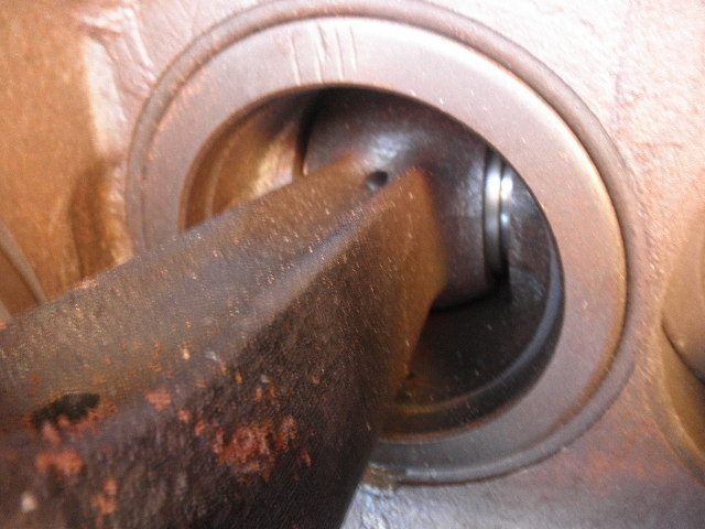 122/275 GPM @ 2030/900 psi, Gaso #3673, Triplex Production Pump, 6" stroke, 2.5"/3.75" plungers, 6" suction - Image 5