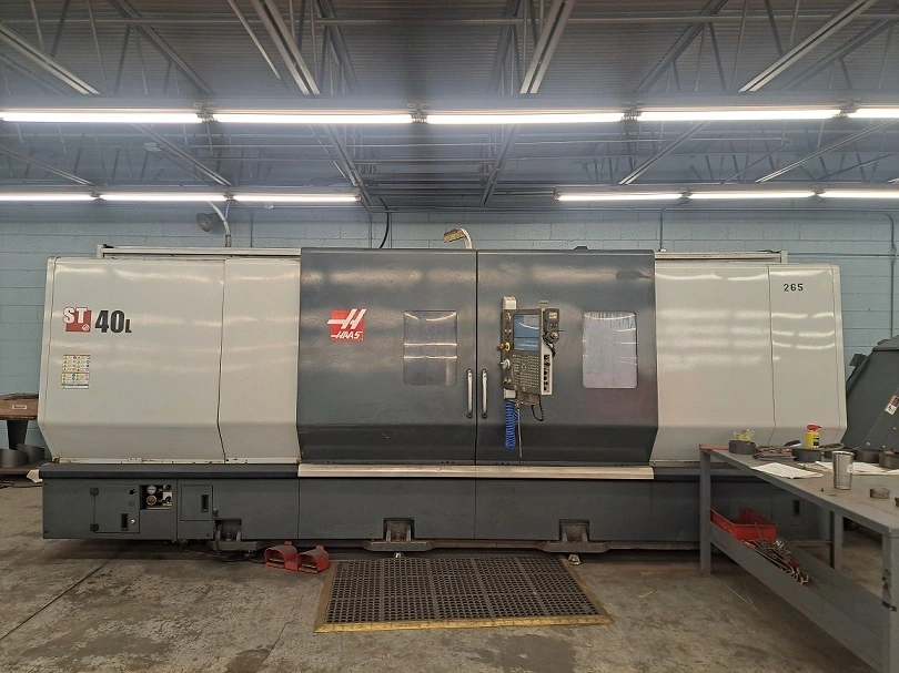 Haas #ST-40L, CNC lathe, 34.5" swing, 15" chuck, 4" bar, 25.5" dia., 80" lgth, 40 HP, 2400 RPM, tailstock - Image 1