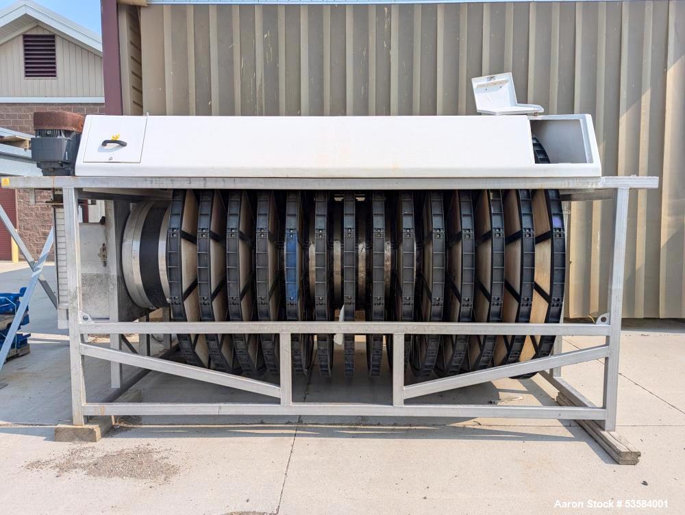 Hydrotech #HSF2216/14-2FN, Disc Filter, 304 Stainless Steel, 3.6 MGD peak hour flowrate, 1.5 MGD maximum - Image 2