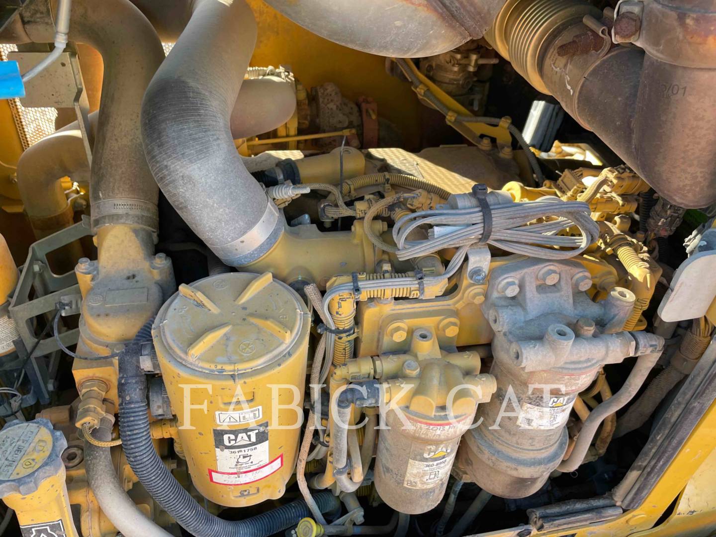 Caterpillar D6K2LGP*, Crawler Dozer, 2888 hours, S/N: JTR01114, 2018 - Image 7