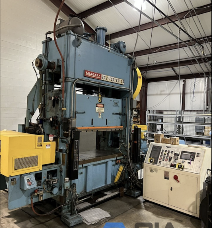 100 Ton, Niagara #SC2-100-60-30, straight side double crank, 4" stroke, 20" Shut Height, 60" x30" bed, 75-130 - Image 1