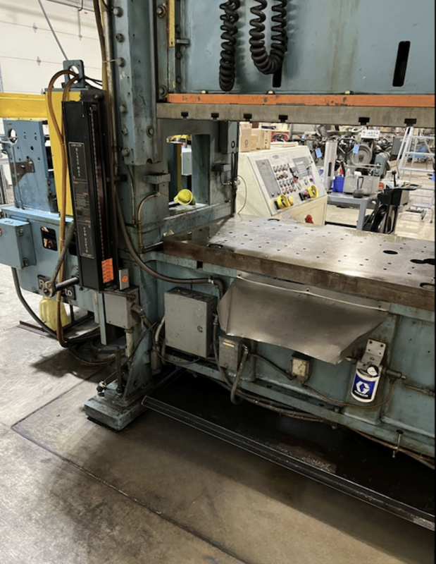 100 Ton, Niagara #SC2-100-60-30, straight side double crank, 4" stroke, 20" Shut Height, 60" x30" bed, 75-130 - Image 9