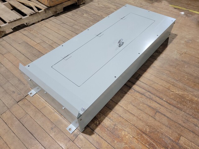 Eaton #5658B16H03, Enclosure 3R Rainproof Type 12 Gray Hardware Key 48" x 20" x 7" - Image 4