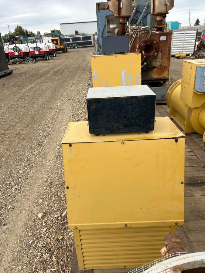 305 KW, 1800 RPM, Marathon #433RSL4019, Generator End, 3 phase, 381 kVA, 277/480 V - Image 5